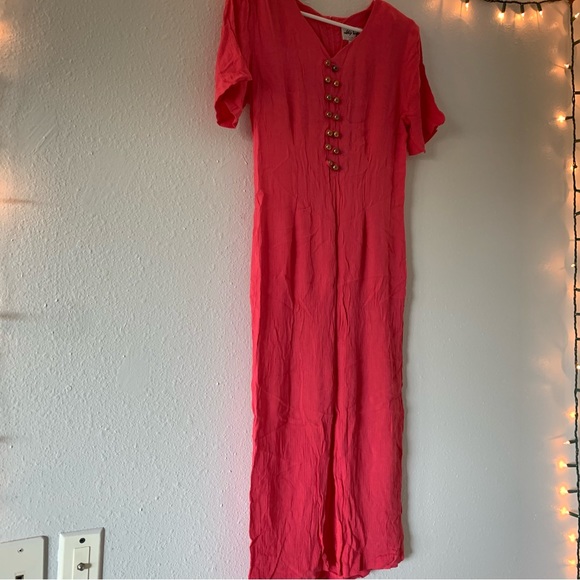 Vintage maxi dress with short sleeves, slit, and faux buttons - Picture 3 of 6